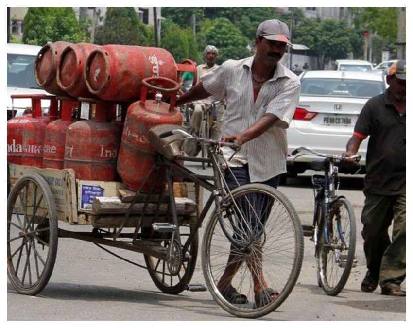 क्यों अलग होते हैं हर शहर के दाम?