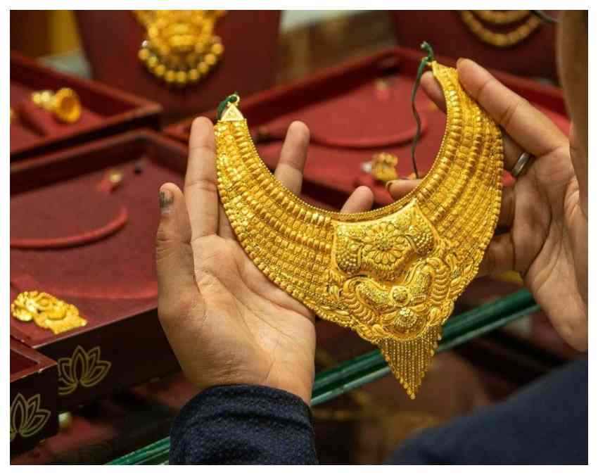क्यों कम हो रही हैं कीमतें? शांति प्रस्ताव का असर
