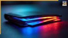 LED Credit Card: पेमेंट करते ही जलेगी लाइट, AU Bank और CheQ ने पेश किया अनोखा कार्ड