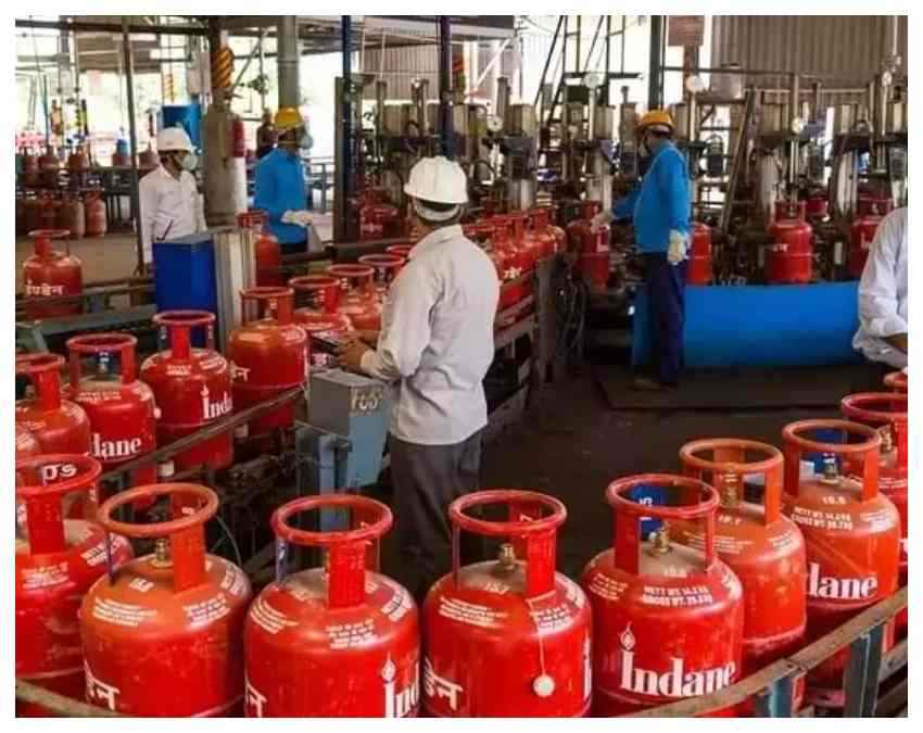 रिफाइनरी को उत्पादन बढ़ाने के निर्देश