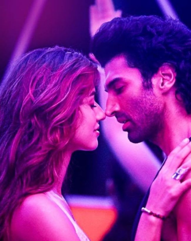 mohit suri saiyaara movie on ott-1-2-3-4-5