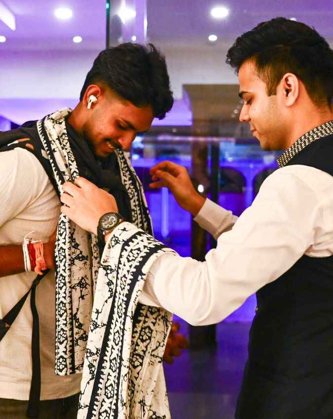 मथीशा पथिराना का हुआ शानदार स्वागत