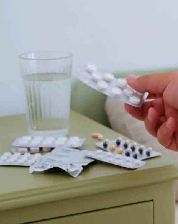 दक्षिण दिशा से रखें दूरी
