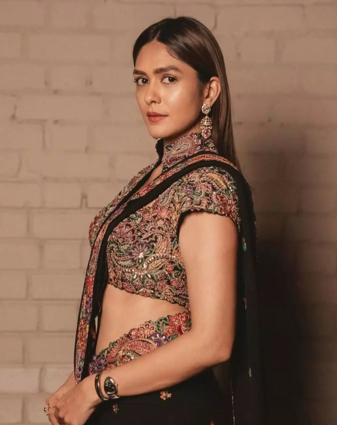 ranveer singh lucky charm for mrunal thakur-1-2