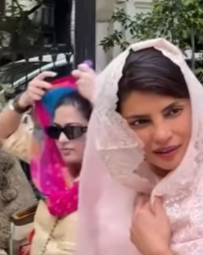 priyanka chopra golden temple visit -1-2-3-4
