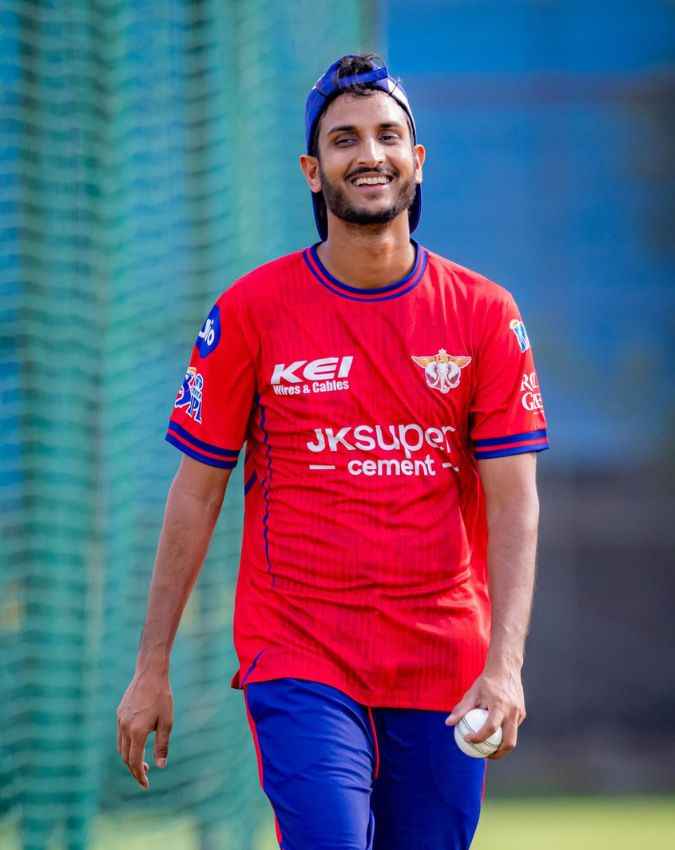 शाहबाज अहमद 