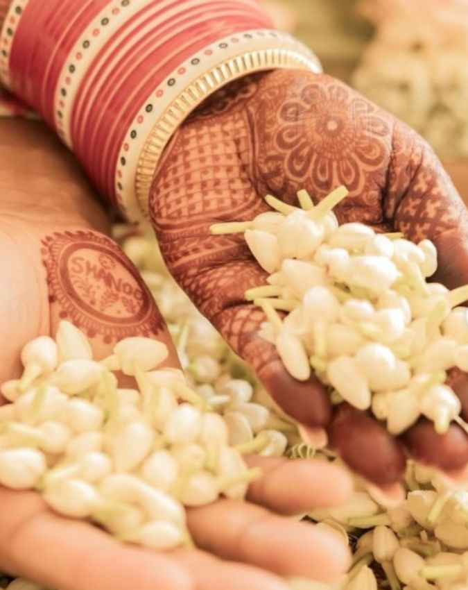 लिखा खूबसूरत कैप्शन
