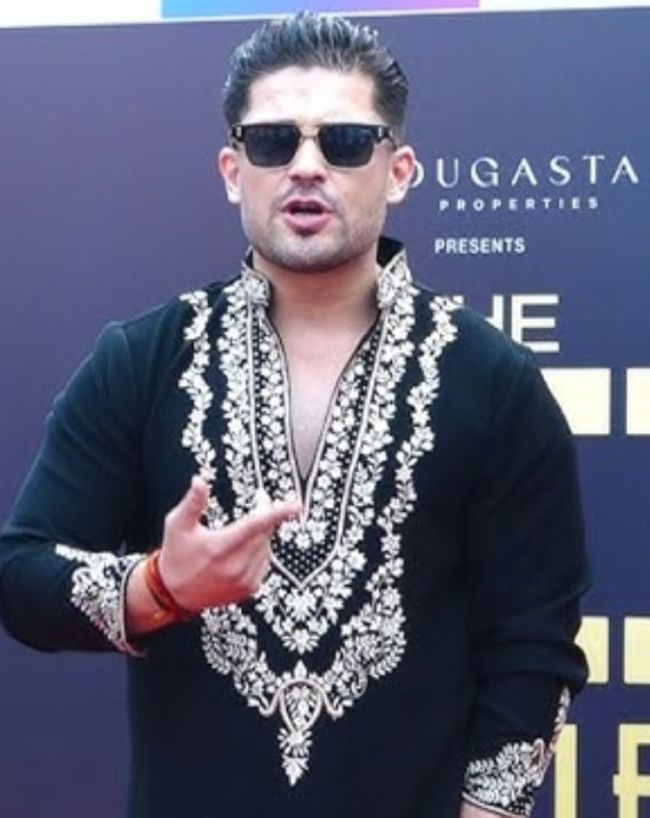 Siddharth Bhardwaj-1-2-3