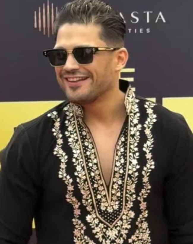 Siddharth Bhardwaj-1-2-3-4-5-6