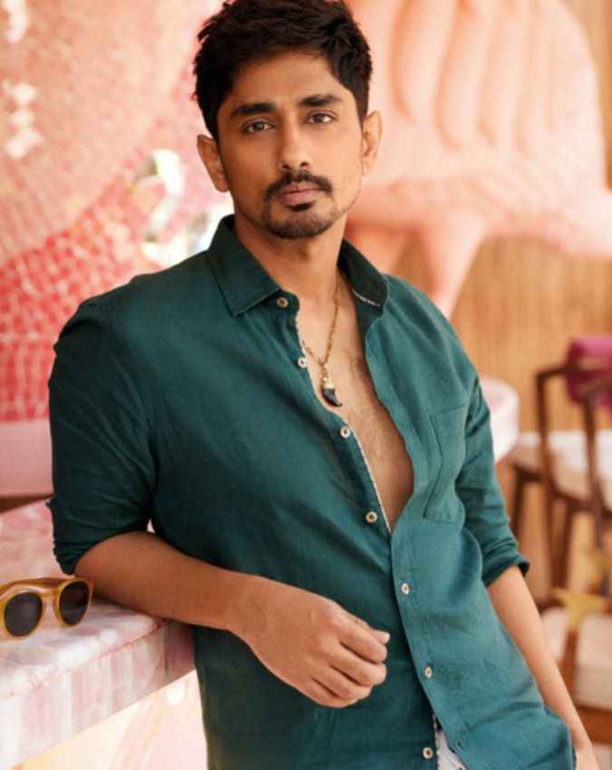 बॉलीवुड में सिद्धार्थ का डेब्यू