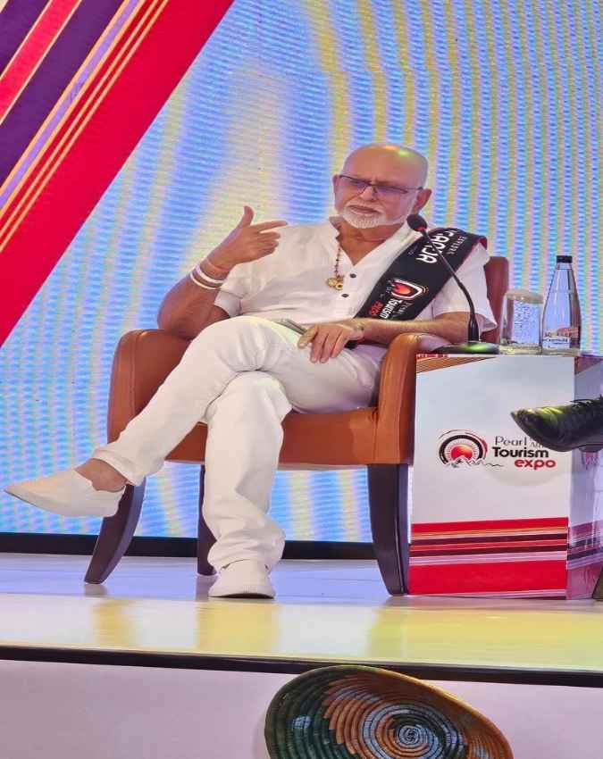 मकान मालिक ने खड़ी की 200 से ज्यादा कंपनियां