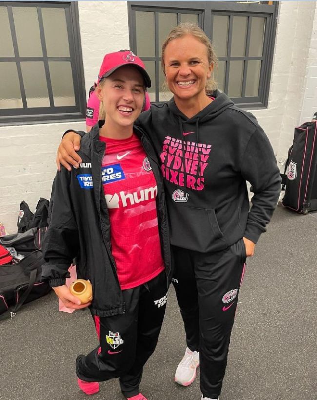 Suzie Bates Announced-1-2-3-4-5-6