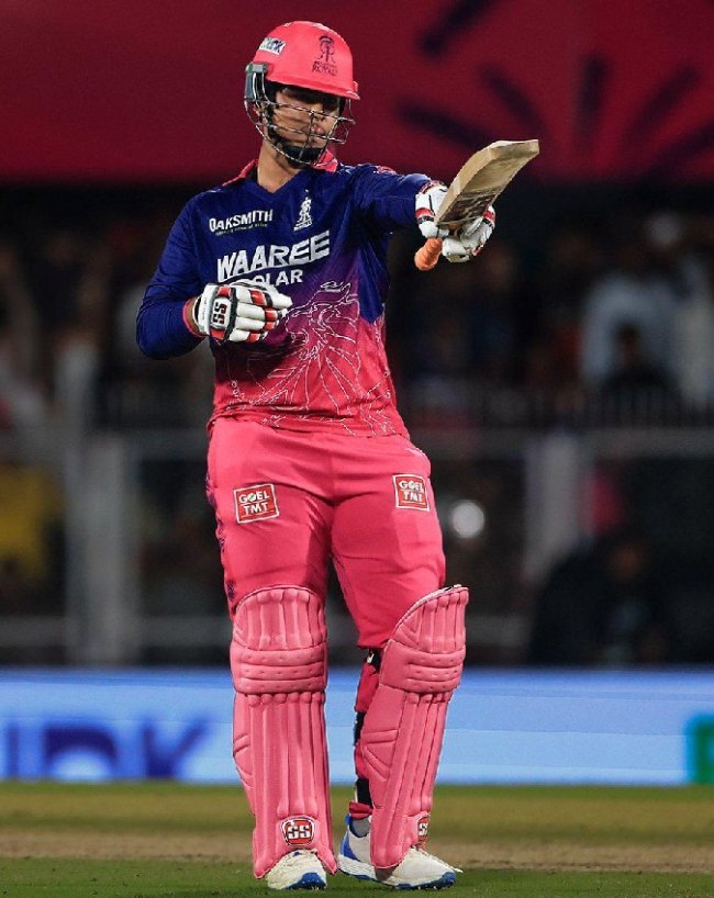 Sakib Hussain and Ishan Kishan Sakib Hussain and Ishan Kishan-1-2