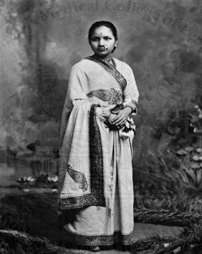 Anandibai Joshi, India First Female Doctor, Anandibai Joshi Salary, Woman Medical College of Pennsylvania, History of Indian Medicine-1-2-3-4
