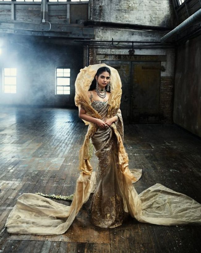Isha Ambani Met Gala 2026 Look-1-2