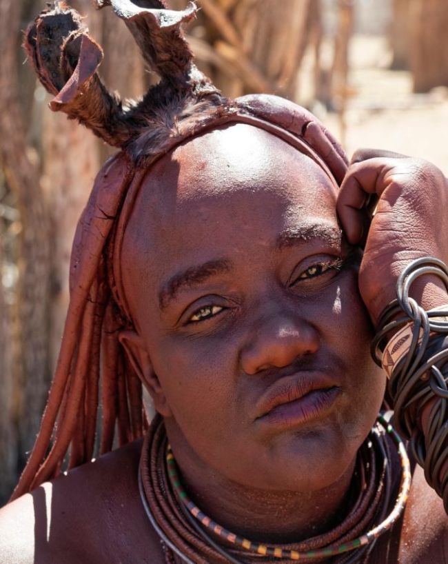 Himba Tribe bath without water-1-2-3-4-5-6-7