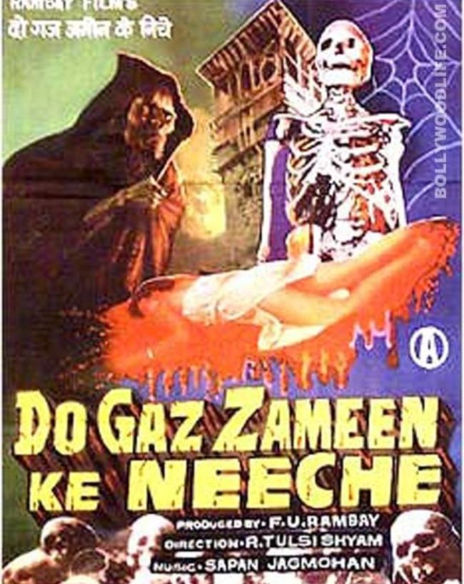 do gaz jameen ke neeche-1-2