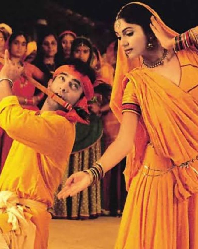 Famous Radha Krishna Song-1-2