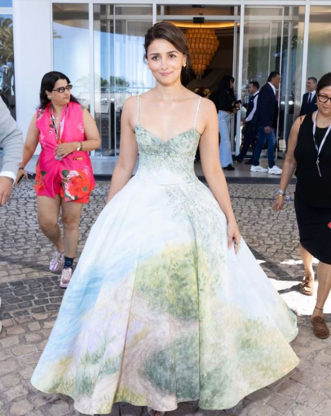 Alia Bhatt Cannes 2026 look-1-2