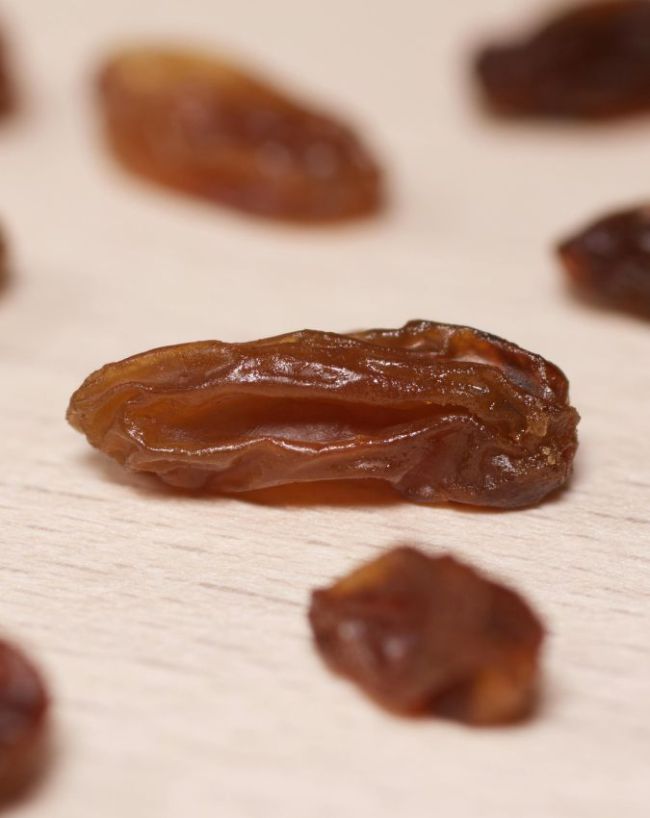 Soaked Raisins Benefits-1-2