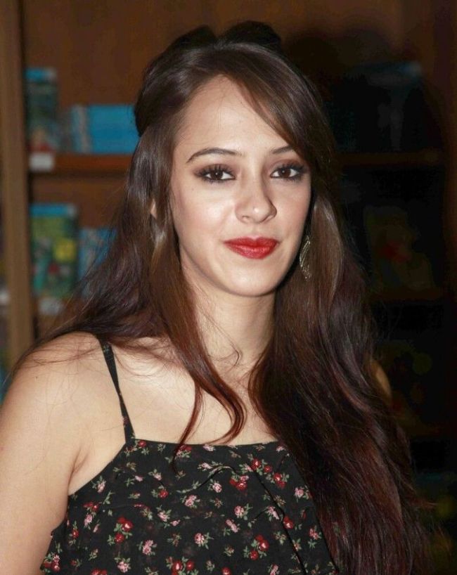 hazel keech luxury life-1-2