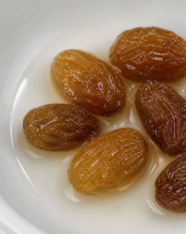 Soaked Raisins Benefits-1-2-3