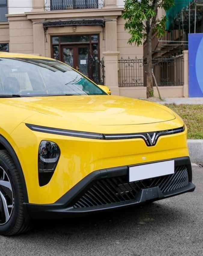 VinFast Limo Green होगी प्रीमियम इलेक्ट्रिक MPV