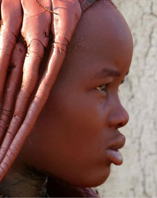 Himba Tribe bath without water-1-2-3-4