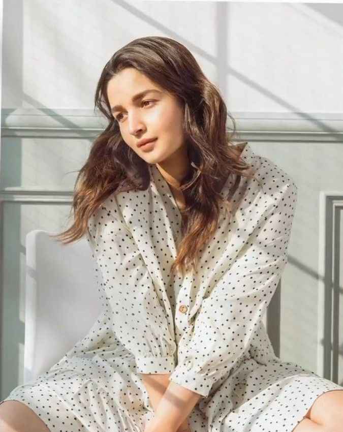 आलिया भट्ट का मूलांक 