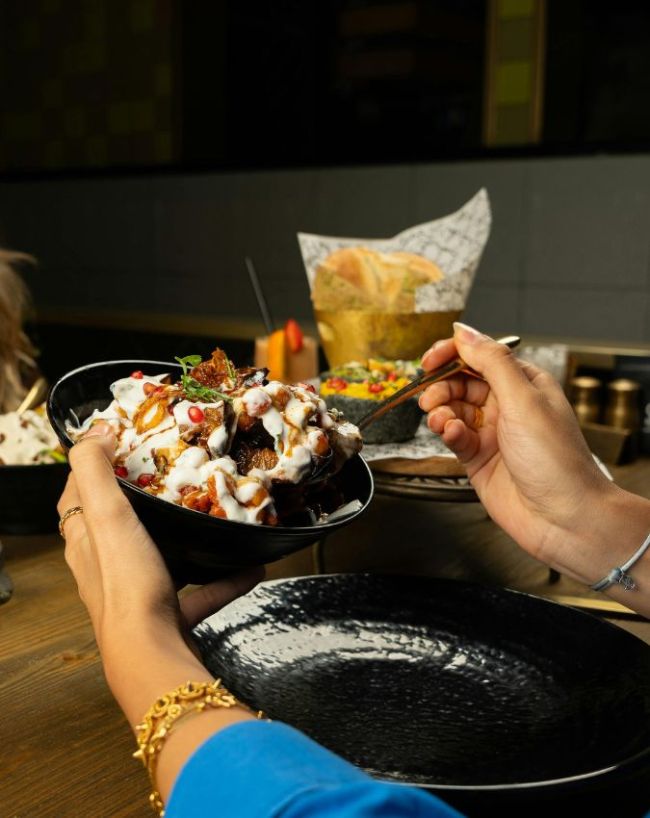 Sunny Leone Restaurant Chica Loca-1-2-3