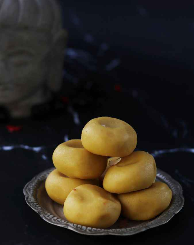 भगत हलवाई की खास मिठाई 
