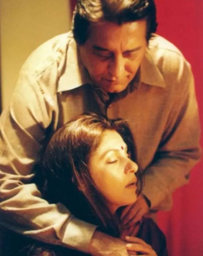 vinod khanna lip lock scenes-1-2-3-4