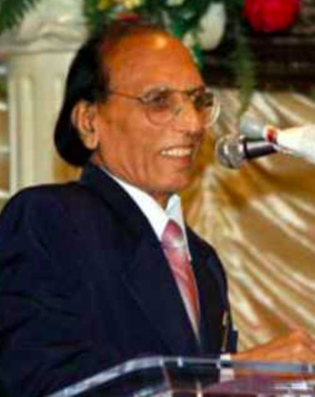 Bashir Badr Shayari-1-2-3-4