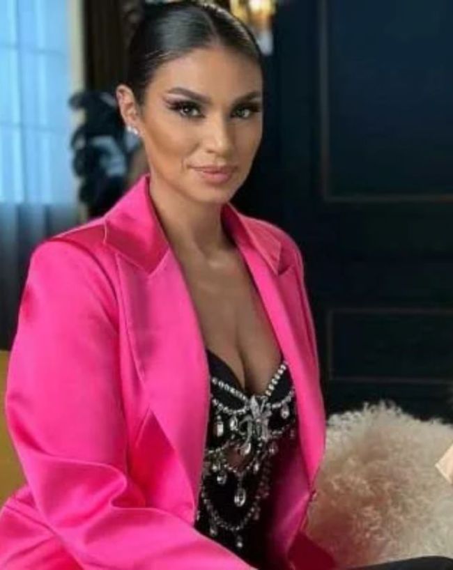 Dubai Bling on Netflix-1-2-3