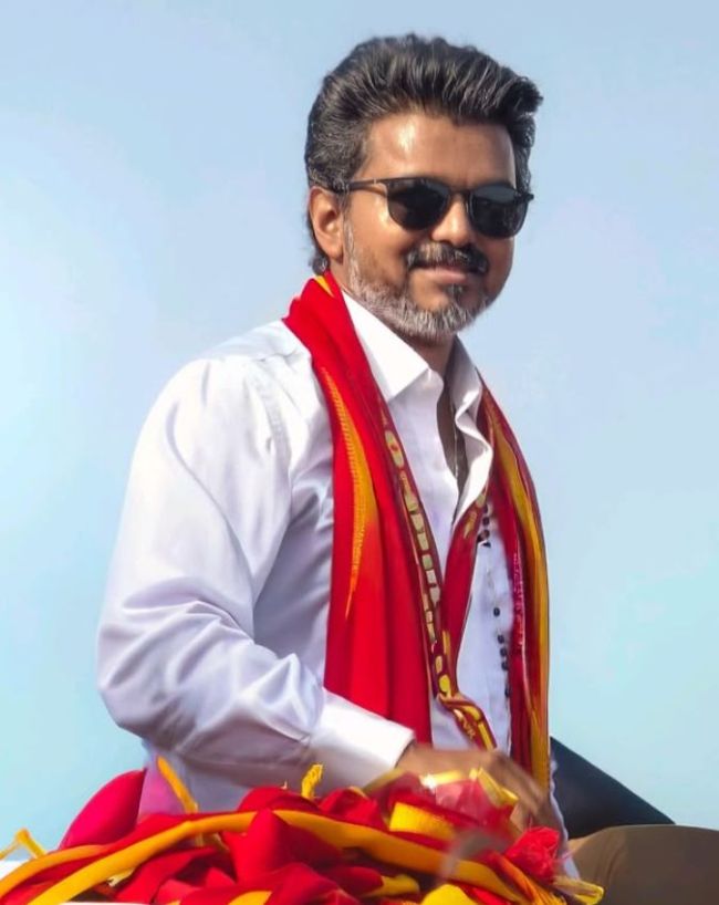 Thalapathy Vijay Politics With Trisha Krishnan-1-2-3-4