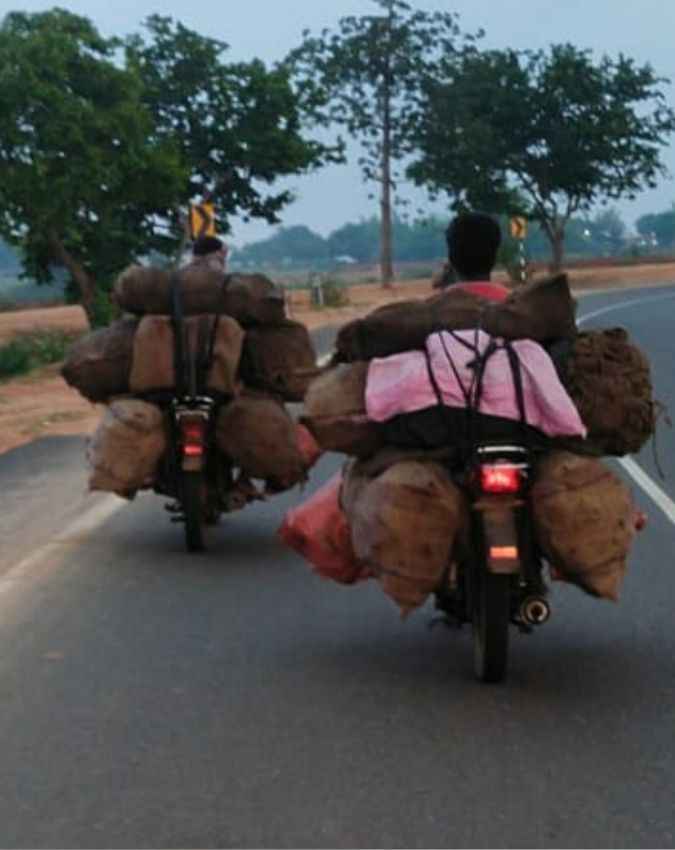 ओवरलोडिंग से भी फट सकता है टायर