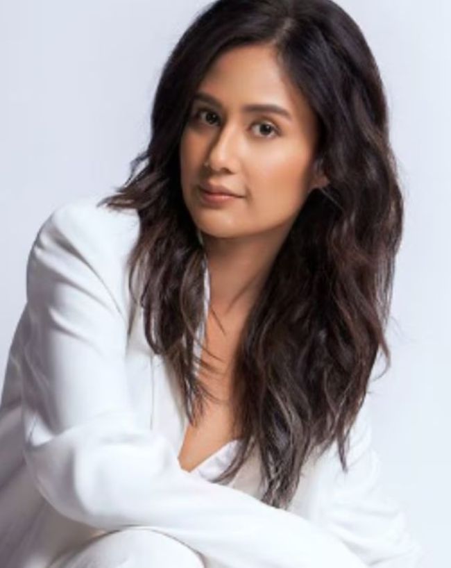 famous airtel 4g girl sasha chettri-1-2-3-4-5