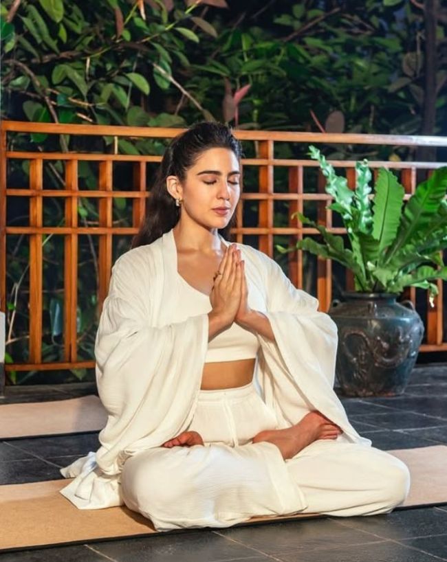 how sara Ali khan lost weight-1-2