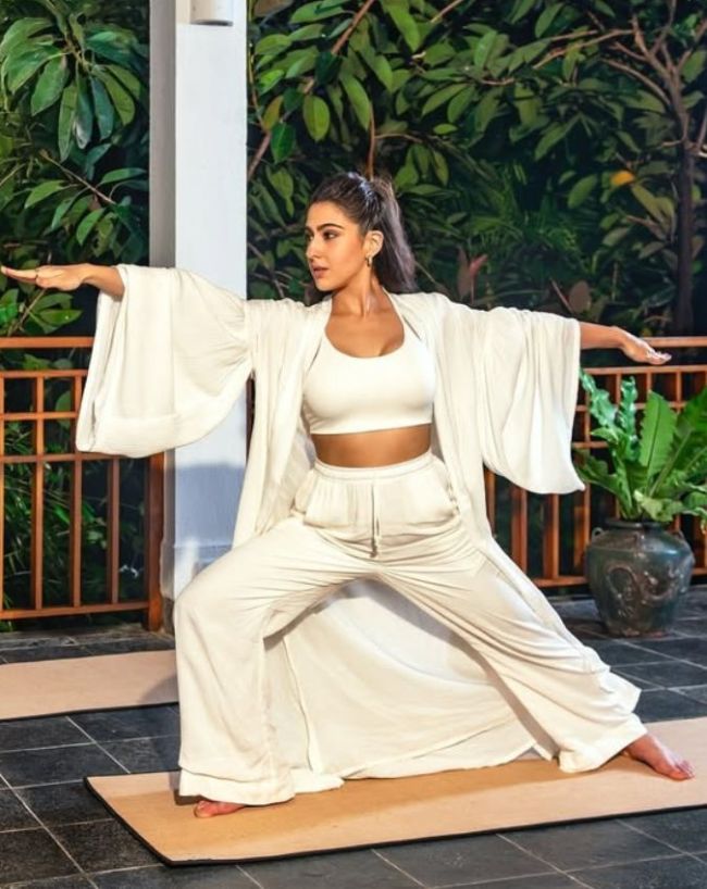 how sara Ali khan lost weight-1-2-3-4-5-6
