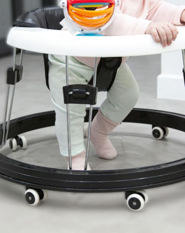 What can damage a baby's spine-1-2-3-4-5-6-7