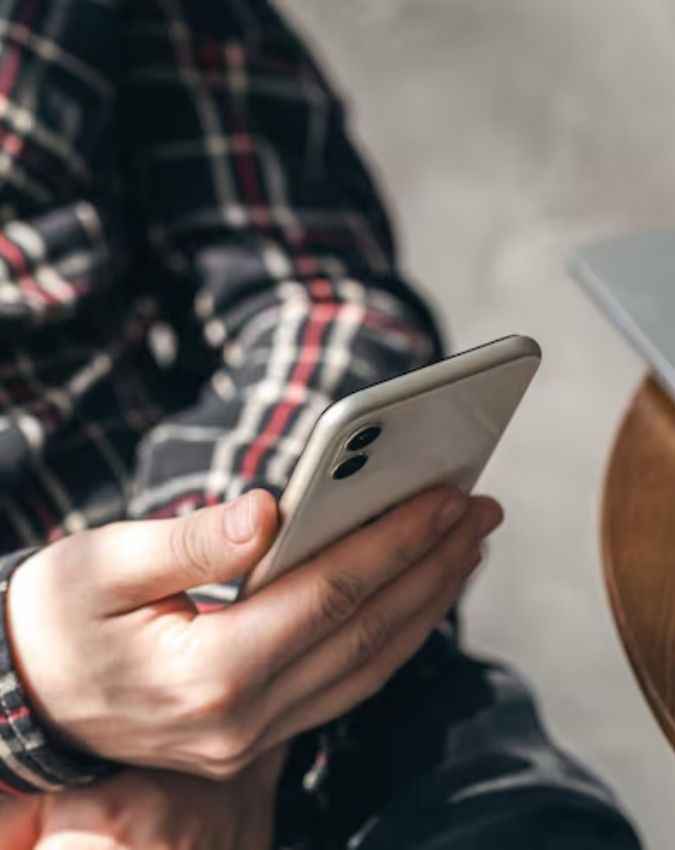 फोन की लाइफ बढ़ाने के लिए करें ये काम