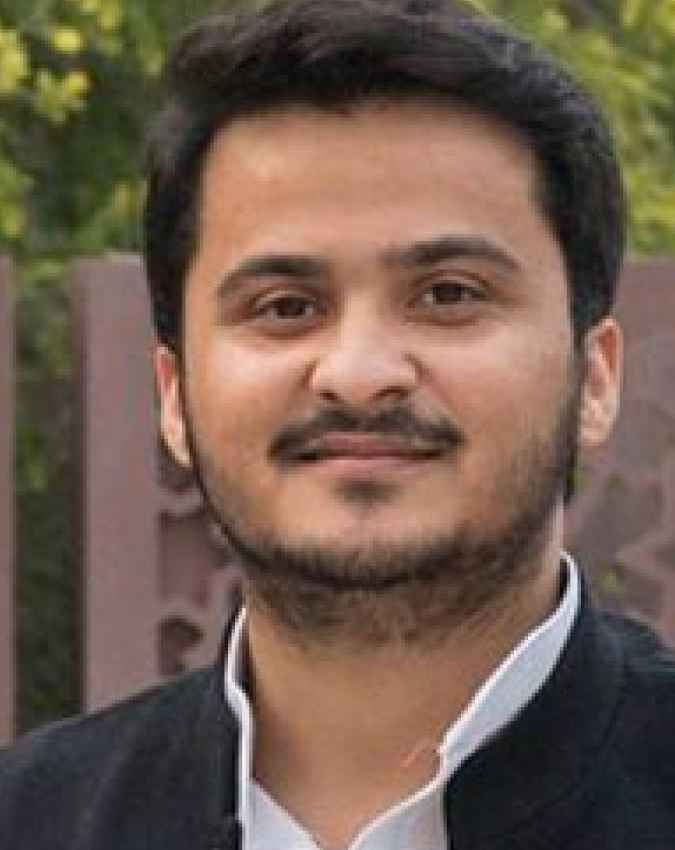 क्या है दो पासपोर्ट का पूरा मामला?
