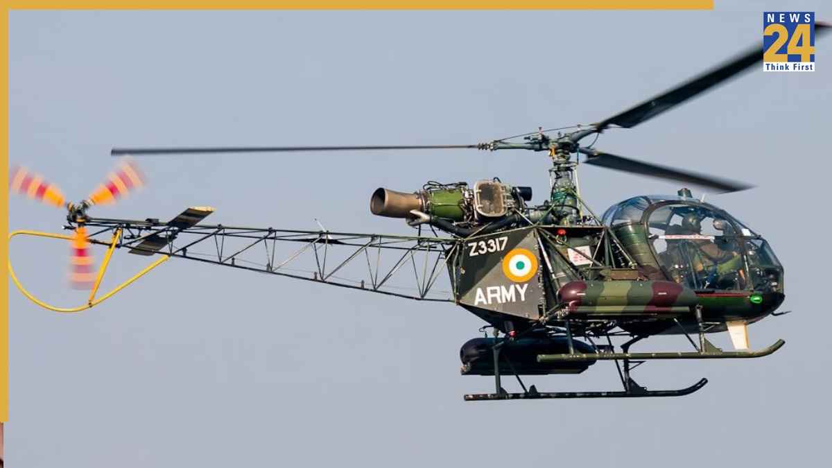 Army Cheetah Helicopter Crash: लद्दाख में सेना का चीता हेलिकॉप्टर क्रैश, सीधे पहाड़ी से टकराया
