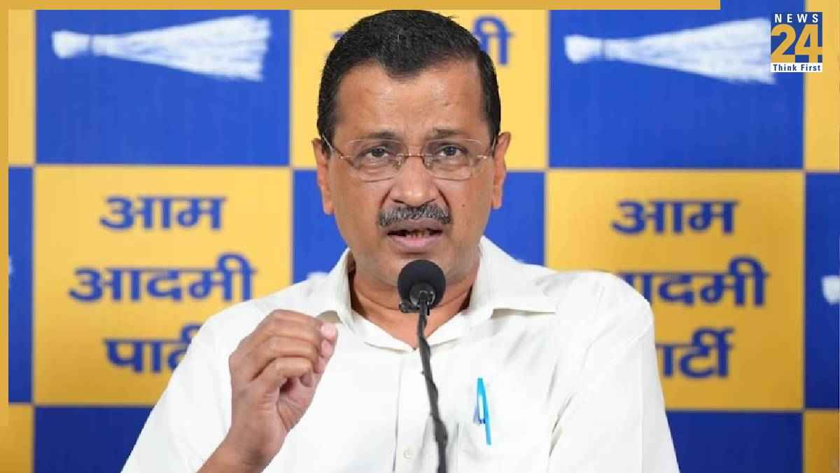 'पेट्रोल-डीजल की कीमतें बढ़ाकर केंद्र सरकार देशवासियों को दे रही धीमा जहर', अरविंद केजरीवाल का बड़ा बयान