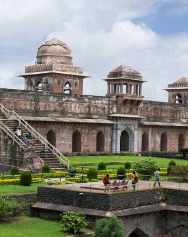 Best Place To Visit In June-1-2-3-4-5-6