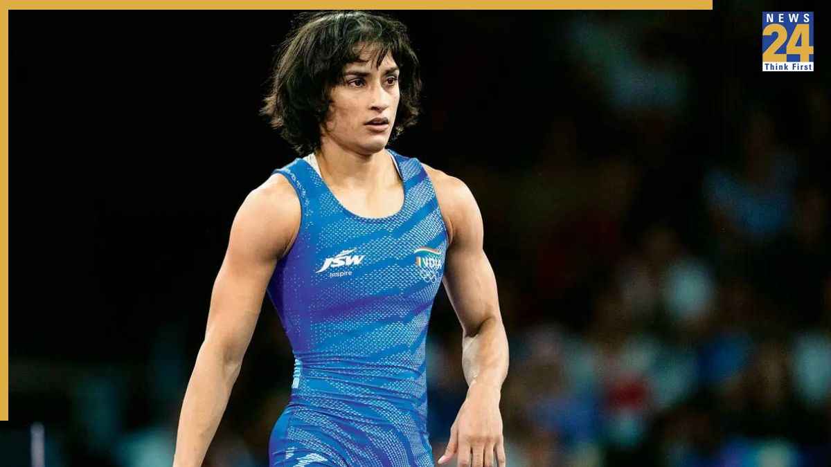 रेसलिंग फेडरेशन और विनेश फोगाट की लड़ाई में बदल गई बाजी, कोर्ट ने सुना दिया फैंस के दिल का फैसला!
