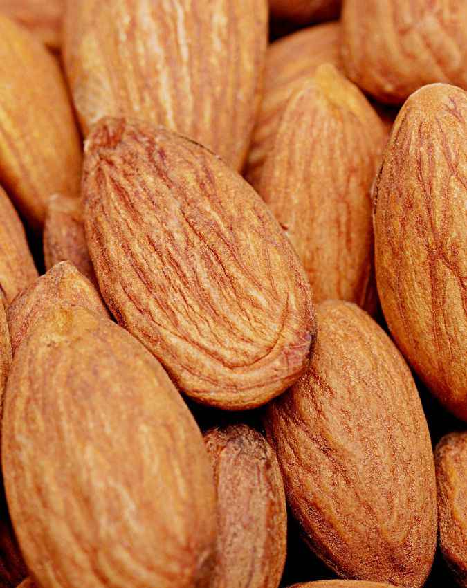 बादाम का कोलेस्ट्रॉल पर असर 