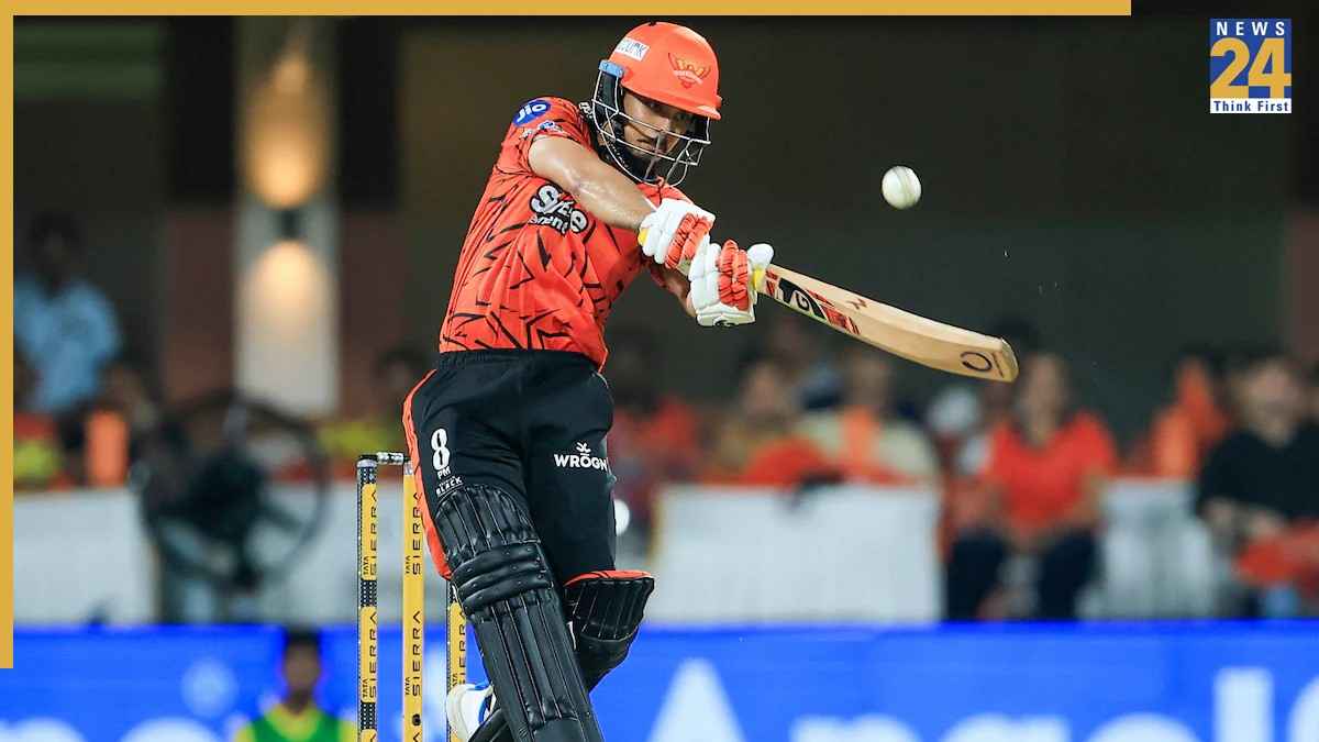 साल 2026 में सबसे ज्यादा टी-20 रन बनाने वाले 5 बल्लेबाज, पाकिस्तानी खिलाड़ी भी लिस्ट में शामिल