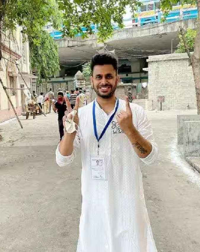 पार्टी से नाराज हैं मनोज तिवारी  