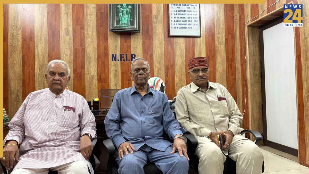 8वें वेतन आयोग में ₹69,000 न्यूनतम वेतन की मांग; NFIR ने सरकार के सामने रखीं रेलवे कर्मचारियों की बड़ी शर्तें